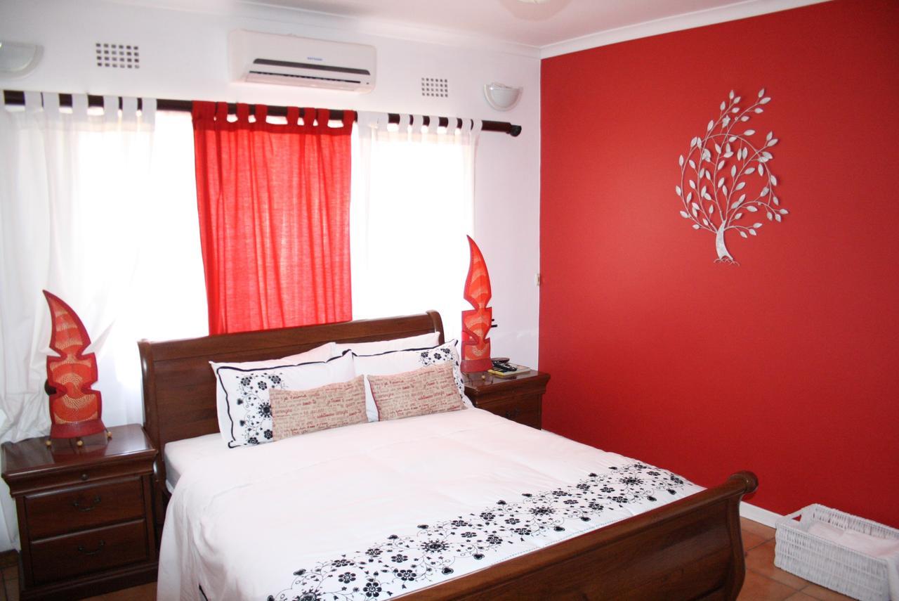 Sunflower Court Bed And Breakfast Gaborone Buitenkant foto