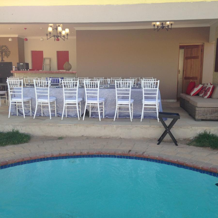 Sunflower Court Bed And Breakfast Gaborone Buitenkant foto